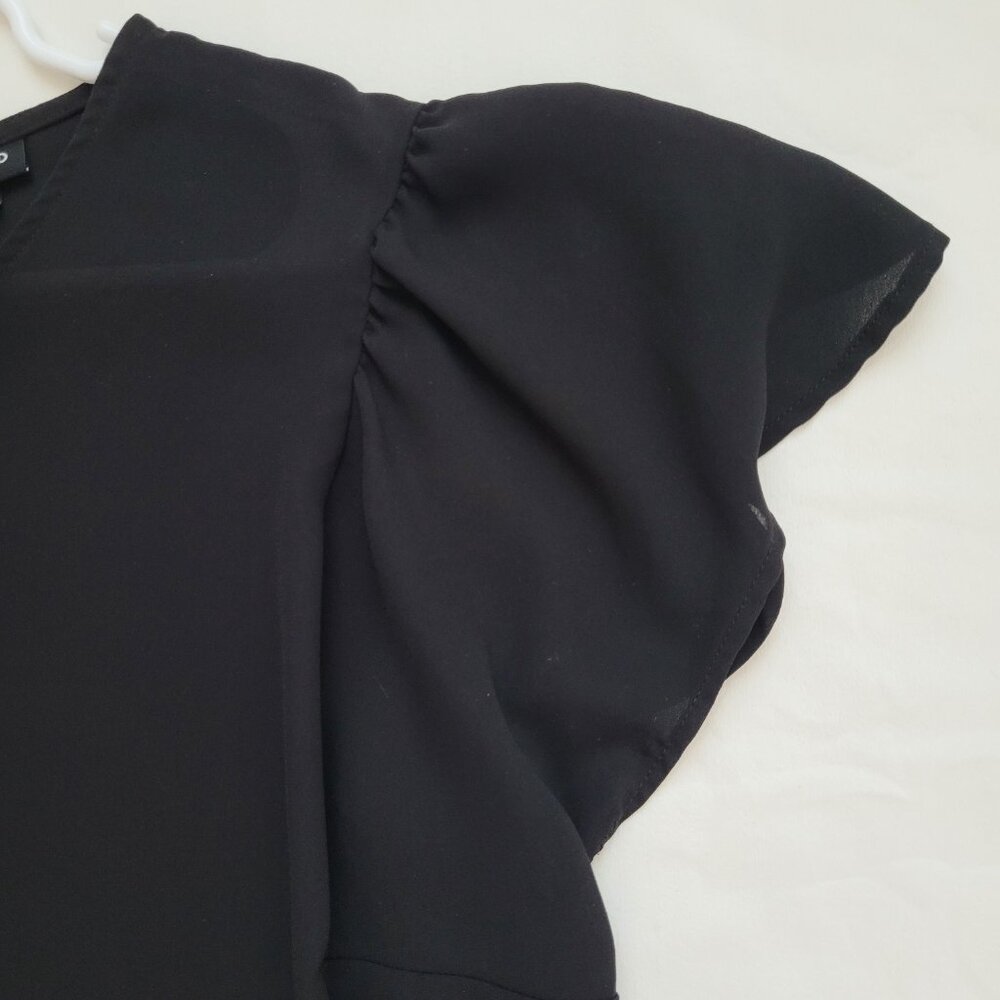 Torrid Women's Shear Black Flutter Short Sleeve Blouse Size 1 - Picture 2 of 10